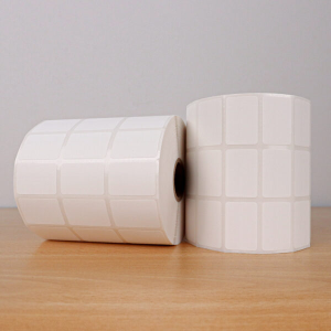 ETIQUETAS ADHESIVAS 30x20mm X3 TD (6000 Und)
